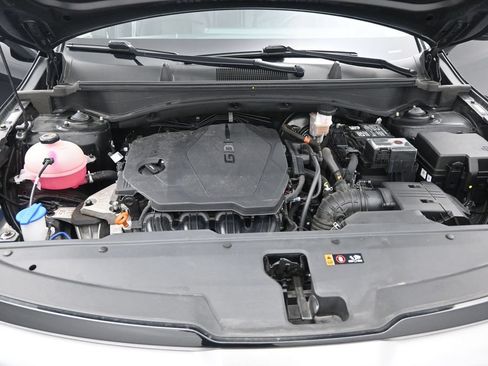 Used 2024 Kia Sportage EX FWD image 12