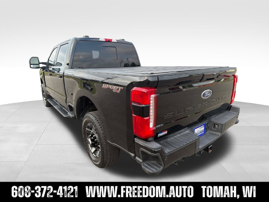 Used 2024 Ford F250 Lariat w/ Sport Appearance Package AWD/4WD image 3