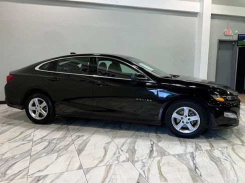 Used 2025 Chevrolet Malibu LT FWD image 5