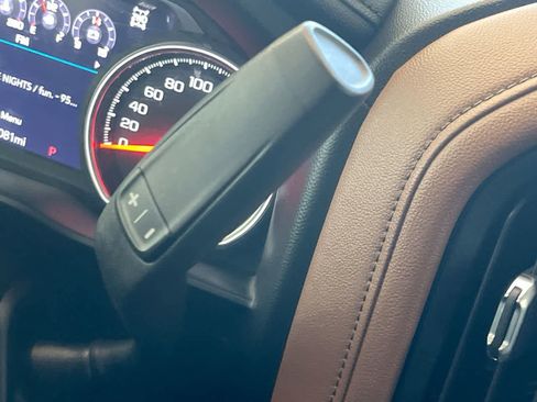 Used 2019 Chevrolet Silverado 1500 High Country image 20