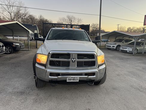 Used 2012 RAM 4500 2WD Regular Cab DRW w/ ST Decor Group image 2