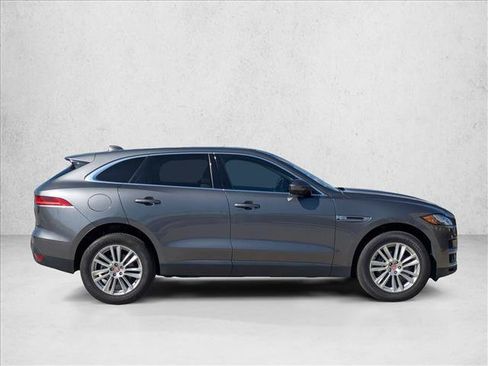 Used 2018 Jaguar F-PACE Prestige AWD/4WD image 4