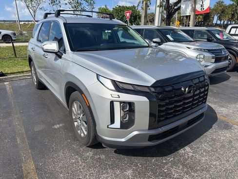Used 2025 Hyundai Palisade SEL image 3