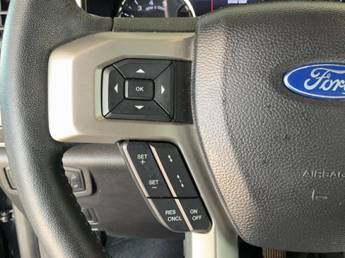 Used 2021 Ford F350 Lariat AWD/4WD image 12