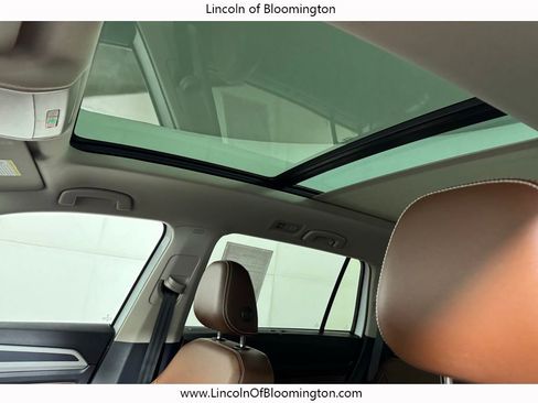 Used 2023 Volkswagen Atlas SEL R-Line image 20