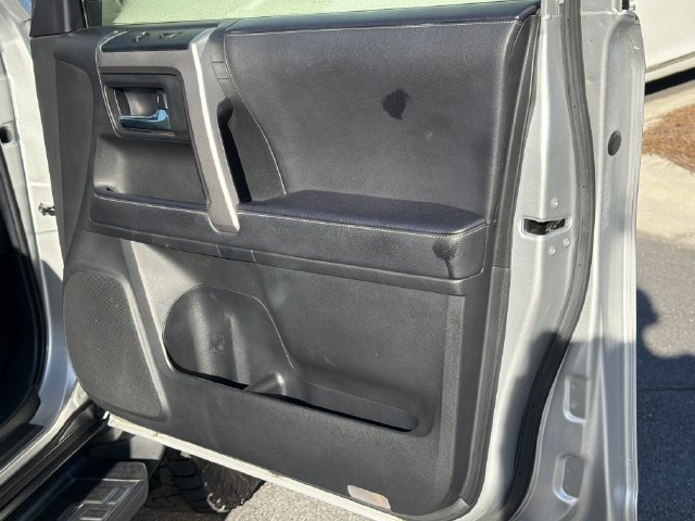 Used 2022 Toyota 4Runner SR5 Premium AWD/4WD image 16