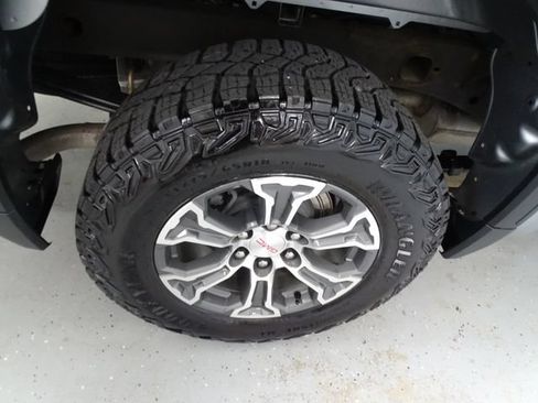 Used 2023 GMC Sierra 1500 Pro w/ Pro Value Package AWD/4WD image 25