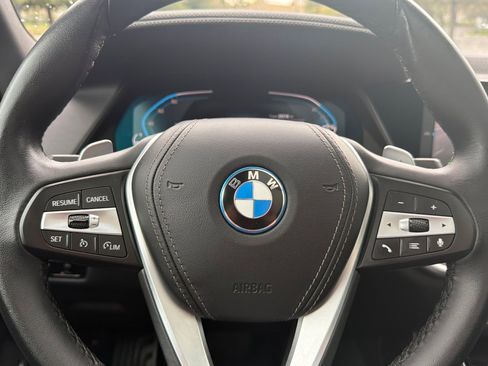 Used 2023 BMW X5 xDrive45e image 29