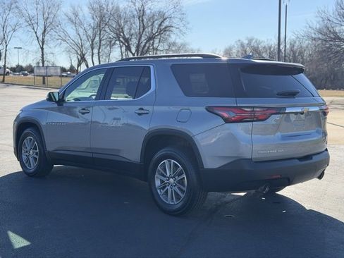 Used 2023 Chevrolet Traverse LT w/ LPO, Floor Liner Package image 5