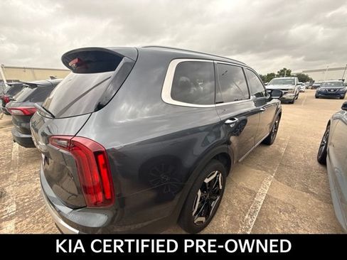 Certified 2024 Kia Telluride S w/ S Sunroof Package FWD image 8