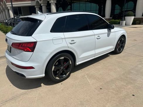 Used 2020 Audi SQ5 Premium Plus w/ Premium Plus Package AWD/4WD image 4