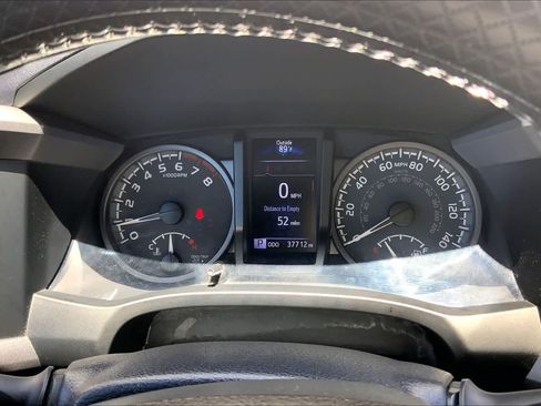 Used 2021 Toyota Tacoma SR AWD/4WD image 17