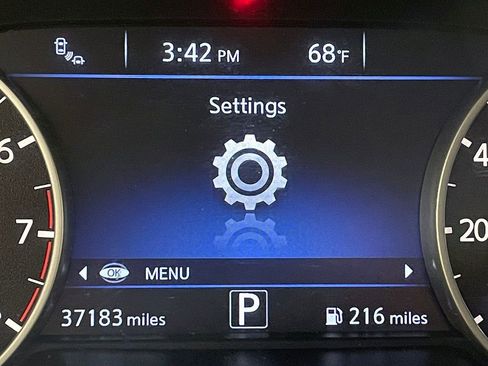 Used 2019 Nissan Murano SV AWD/4WD image 6