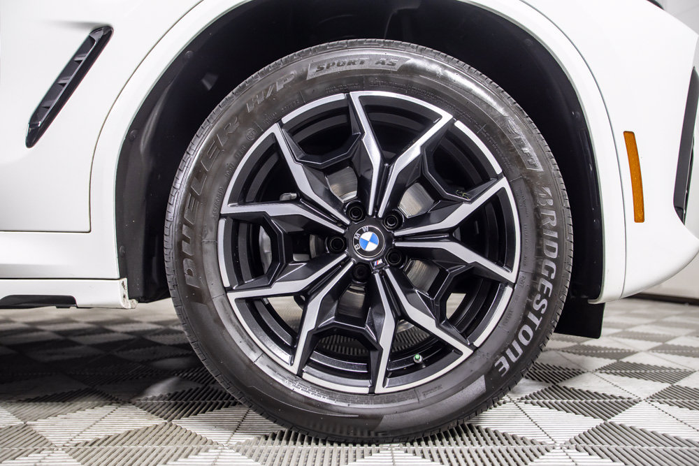 Used 2024 BMW X3 sDrive30i w/ M Sport Package RWD image 47