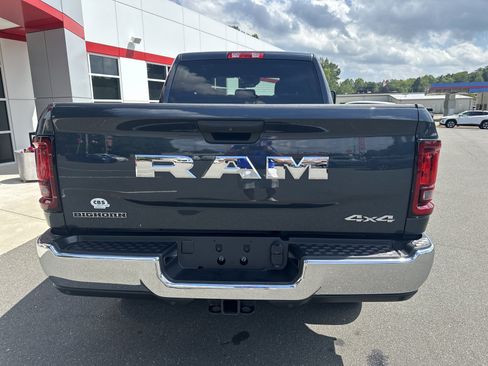 Used 2026 RAM 2500 Big Horn AWD/4WD image 7