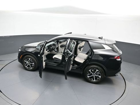 Certified 2023 Kia Sportage EX AWD/4WD image 43