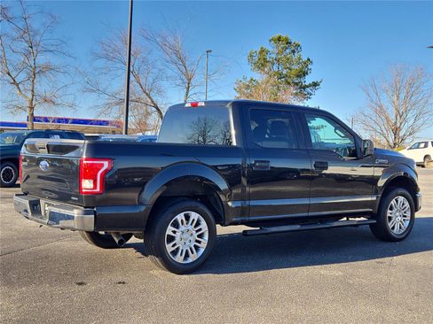 Used 2015 Ford F150 XLT image 7
