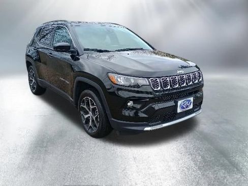 Used 2024 Jeep Compass Limited AWD/4WD image 8