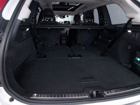 Certified 2025 Volvo XC90 T8 Plus w/ Protection Package Premier image 13