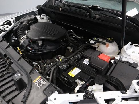 Used 2023 GMC Acadia SLT w/ Preferred Package image 13