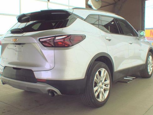Used 2019 Chevrolet Blazer LT w/ Sun and Wheels Package FWD image 8