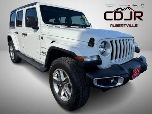 Used 2020 Jeep Wrangler Unlimited Sahara image 1