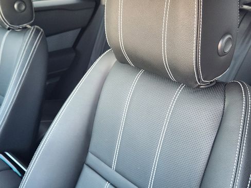 Certified 2022 Land Rover Range Rover Velar R-Dynamic S image 15