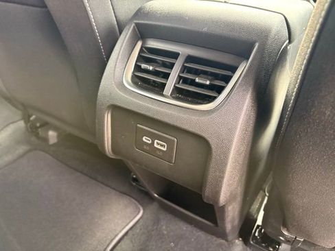 Used 2025 Chevrolet Blazer LT FWD image 35