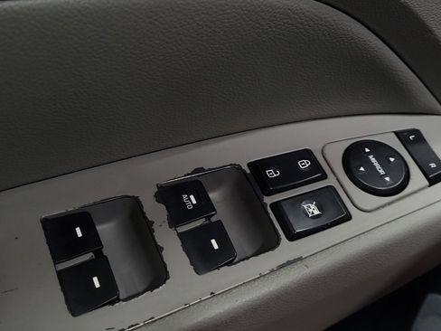 Used 2019 Hyundai Elantra Limited w/ Ultimate Package 02 image 27