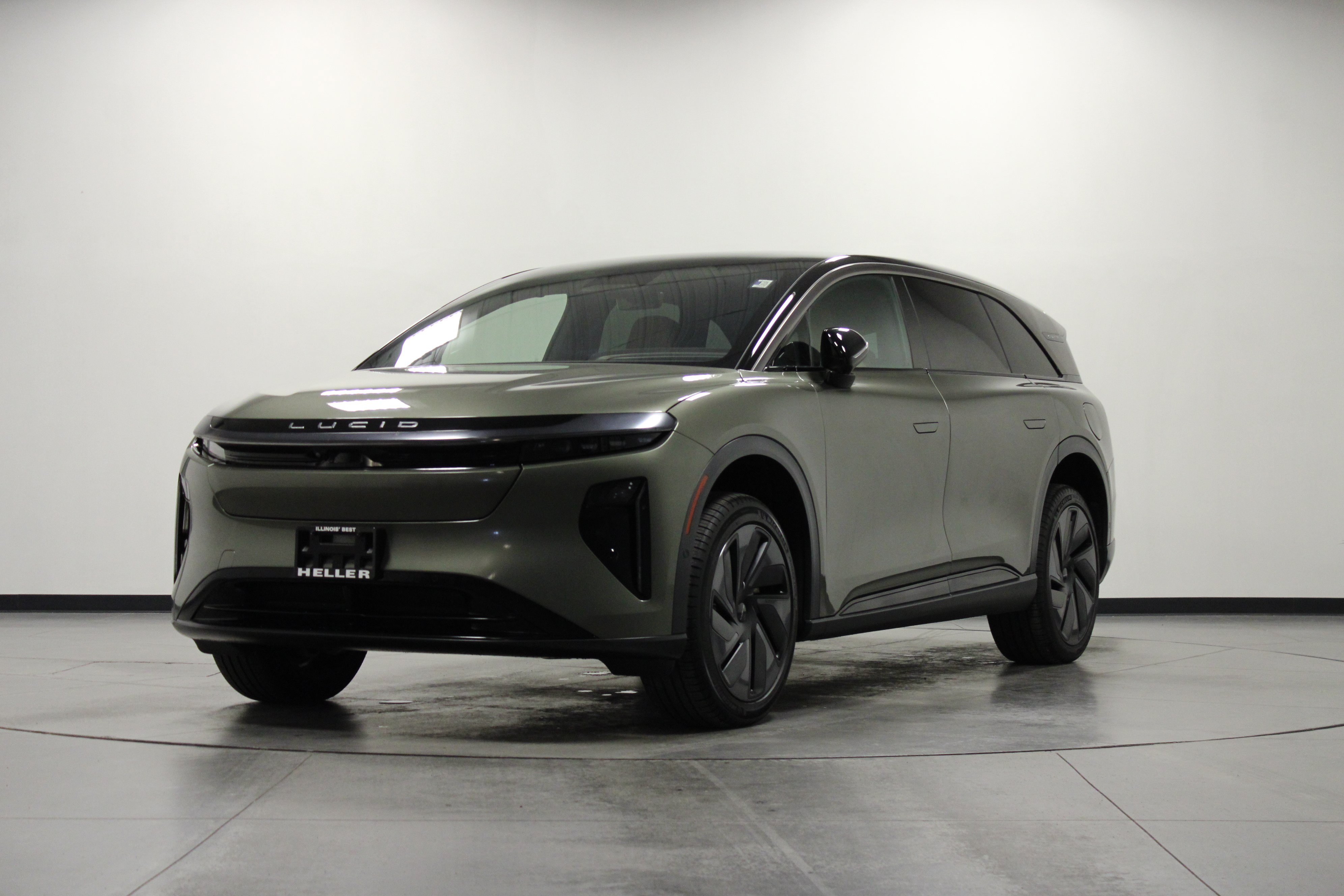 Used 2026 Lucid Gravity Grand Touring AWD/4WD image 8