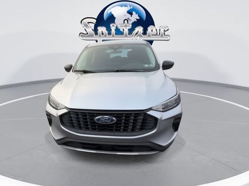 Used 2023 Ford Escape Base image 3