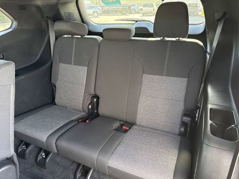 Certified 2025 GMC Acadia Elevation image 12