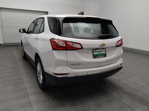 Used 2018 Chevrolet Equinox LS FWD image 5
