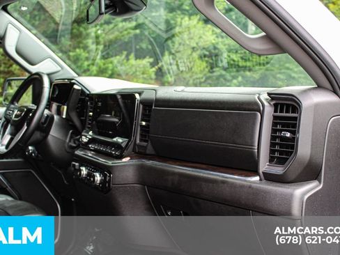 Used 2025 GMC Sierra 1500 SLT RWD image 22