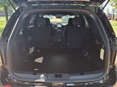 New 2025 Ford Explorer image 21
