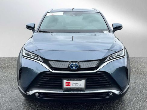 Used 2024 Toyota Venza XLE AWD/4WD image 8