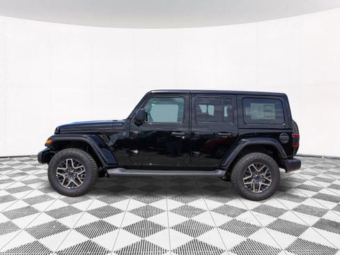 New 2026 Jeep Wrangler Unlimited Sahara AWD/4WD image 8