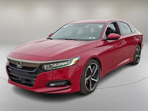 Used 2019 Honda Accord Sport image 4