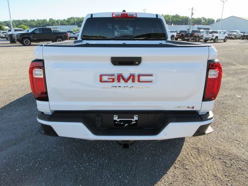 New 2026 GMC Canyon AT4 AWD/4WD image 6
