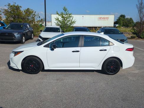 Used 2022 Toyota Corolla LE FWD image 7