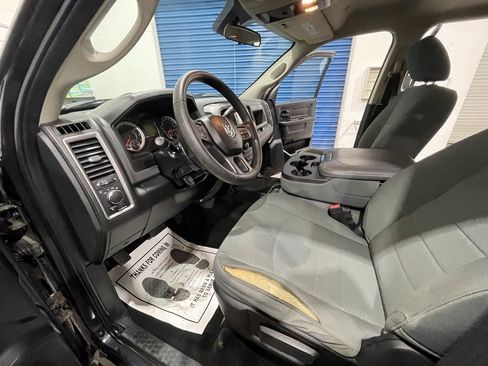 Used 2017 RAM 3500 Tradesman w/ Chrome Appearance Group image 10