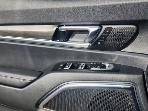 New 2025 Kia Telluride SX Prestige X-Line AWD/4WD image 6