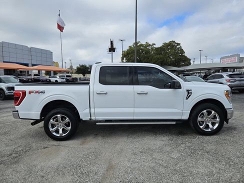 Certified 2022 Ford F150 XLT w/ Equipment Group 301A Mid image 2