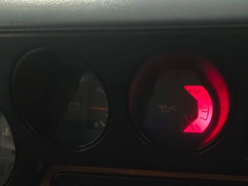 Used 1991 Dodge B2500 image 96