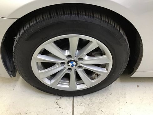 Used 2014 BMW 528i Sedan image 8