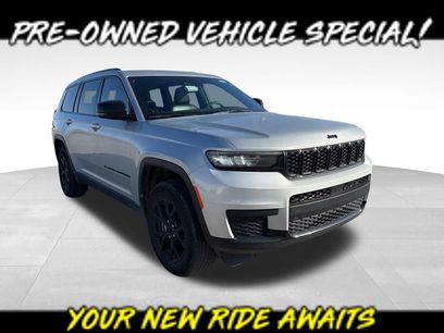 Used 2024 Jeep Grand Cherokee L Laredo