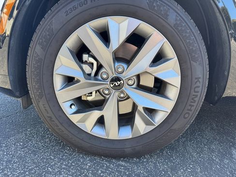 Certified 2024 Kia Sportage SX image 9