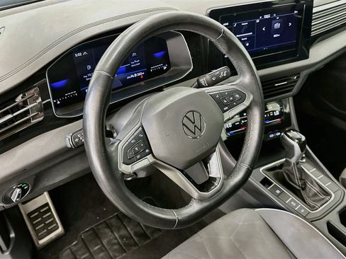 Used 2025 Volkswagen Jetta Sport FWD image 18