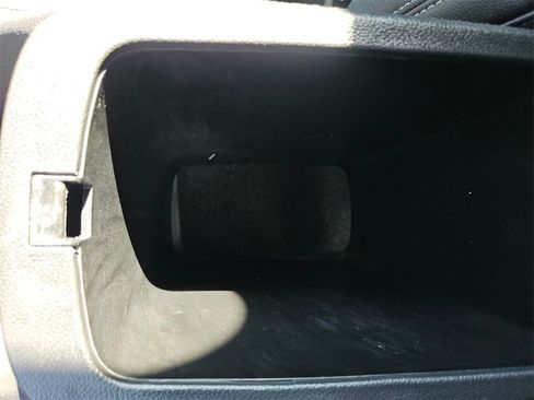 Used 2025 Chevrolet Trax LT w/ LT Convenience Package image 30