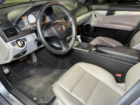 Used 2008 Mercedes-Benz C 300 4MATIC Sedan image 25